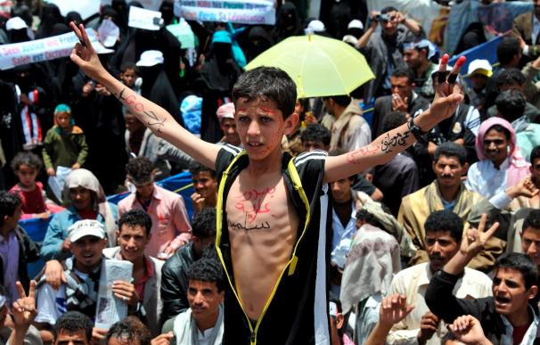 La represión por las protestas en Yemen deja varios muertos y decenas de heridos