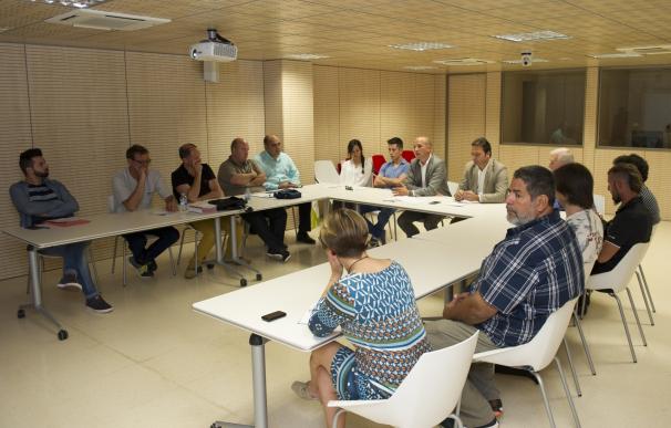 La Diputación coordina con hoteles y campings acciones para luchar contra la plaga del mosquito