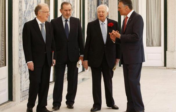 Los presidentes que ha tenido Portugal desde 1974 lanzan un mensaje de unidad