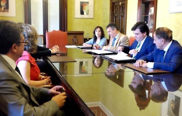 Endesa y Ayuntamiento firman un convenio para la cobertura de ayudas a personas en situación de vulnerabilidad