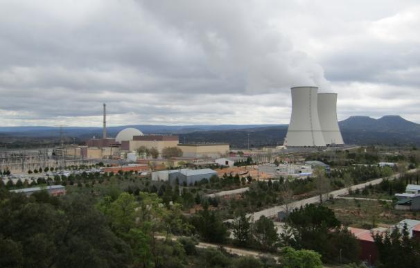 El PSOE no ha llegado "a ningún consenso" respecto a la energía nuclear pero apostará por las energías del siglo XXI