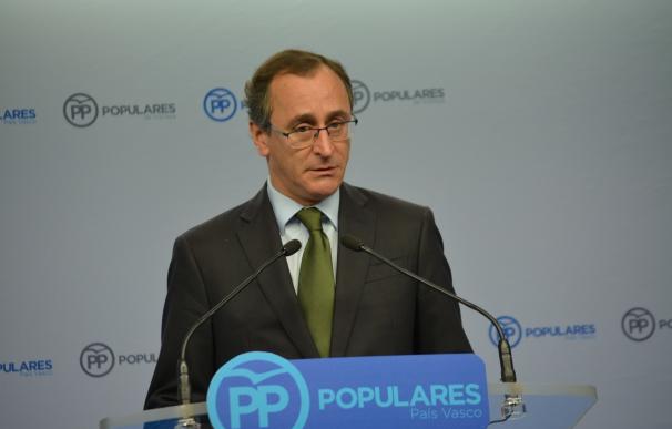 Alonso se presenta "con ilusión" al Congreso que le reelegirá como presidente de PP vasco sin rivales
