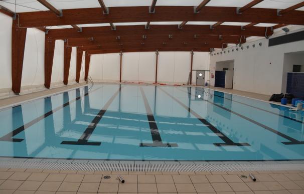 El Ayuntamiento de Bormujos clausura su piscina cubierta por "deficiencias graves" de la empresa concesionaria