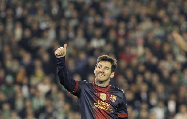 1-2. Messi bate récord de "Torpedo" Müller y gana a un buen Betis