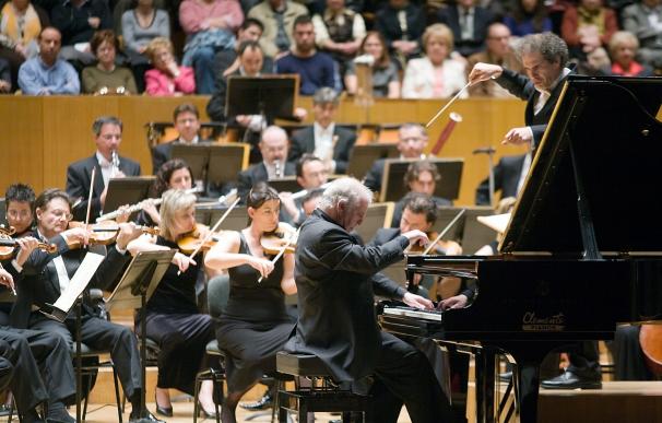 Barenboim vuelve al Palau de la Música con un recital y un concierto con la Orquesta de Valencia