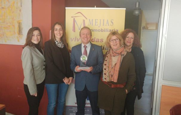 Inmobiliaria Mejías recibe el Premio a la Evolución 2016 del Club Noteges
