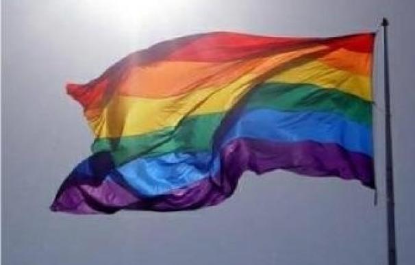 El Ayuntamiento de Madrid volverá a colocar la bandera del arcoíris en el Palacio de Cibeles desde el 28 de junio