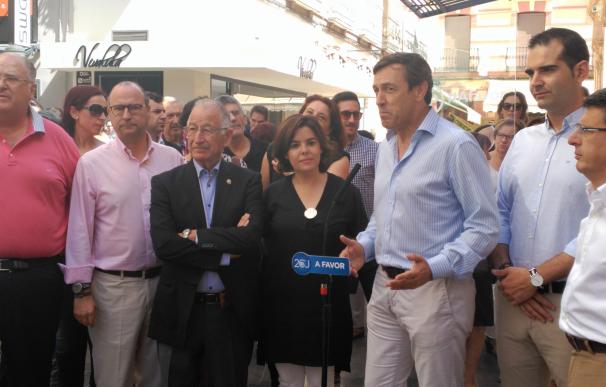 Sáenz de Santamaría pide el apoyo para un "gobierno moderado" frente a otro "radical" que no entiende de "unidad"
