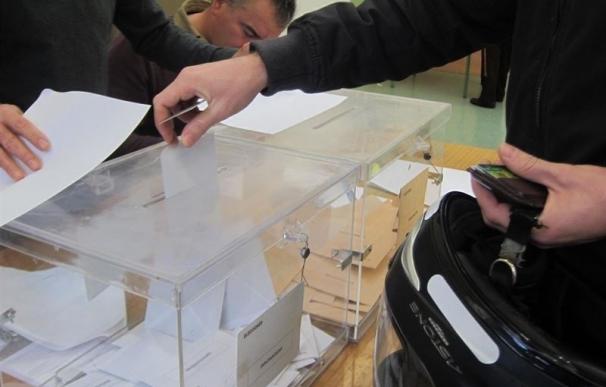 Un total de 498.199 electores están llamados a votar en Cantabria donde el voto por correo crece un 46%