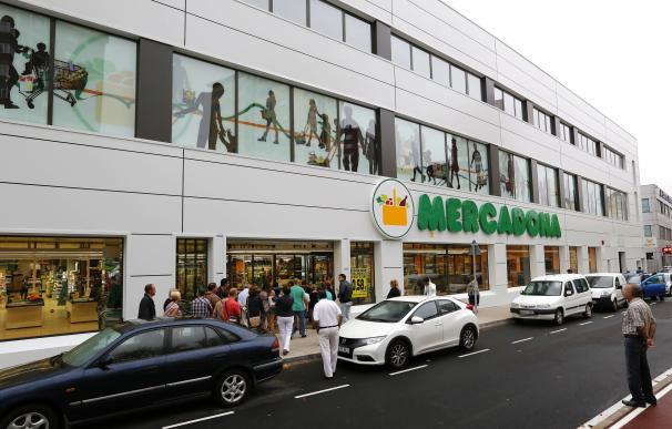 (Ampl) Mercadona inicia su salto internacional en Portugal, donde abrirá 4 supermercados en 2019