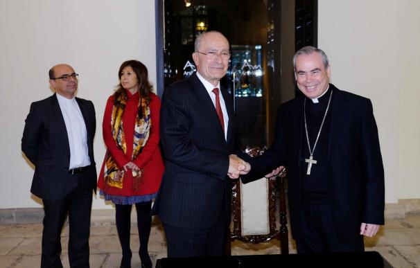 El Ayuntamiento de Málaga acuerda con el Obispado realizar tres exposiciones en el Palacio Episcopal