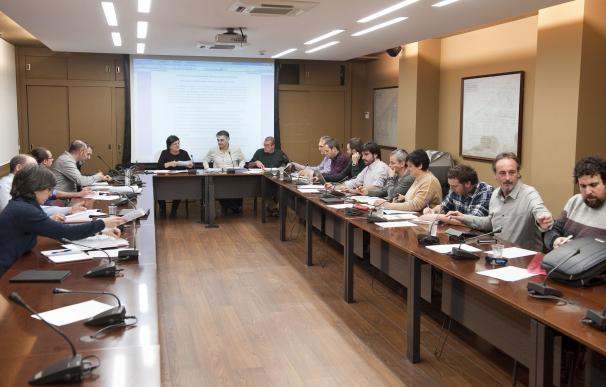 Gobierno y ayuntamientos avanzan en la elaboración de la nueva regulación de las policías locales de Navarra