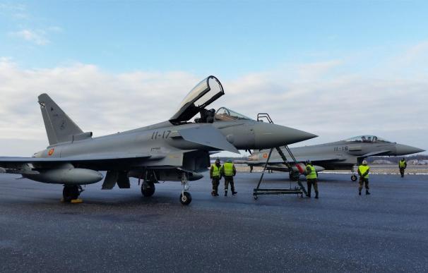 Morenés visita hoy a los pilotos españoles que vigilan el espacio aéreo del Báltico frente al desafío ruso