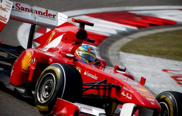 La prensa italiana destaca la "desilusión" de Ferrari con un Alonso defensivo