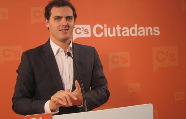 Rivera cree que el PP quiere hacer creer que un catalán no puede gobernar en España