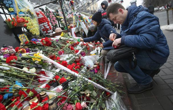 Ucrania conmemora el primer aniversario de los asesinatos de Maidan