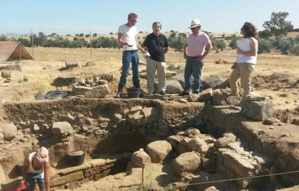La Junta trabaja en la recuperación del yacimiento arqueológico de La Losilla, en Añora