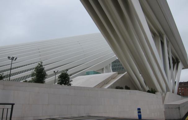 El alcalde de Oviedo ve un "mazazo terrible" la sentencia sobre el Calatrava y sopesa recurrir
