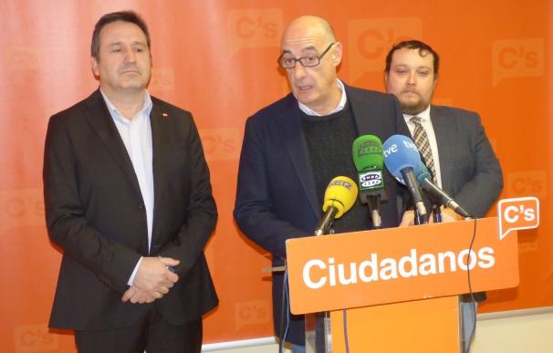 Cs insta a Gobierno central, regional y al Supremo a llegar a un acuerdo para demorar el cierre de Vuelta Ostrera