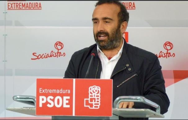 El PSOE pide a los tres extremeños en la dirección nacional del PP que aprovechen "para hacer algo por Extremadura"
