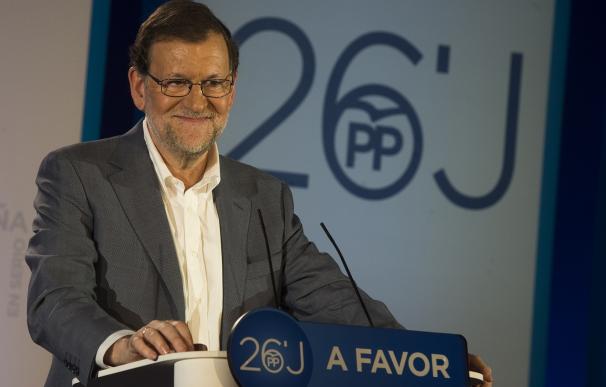 Rajoy intensifica su presencia en Andalucía con visitas a Almería, Granada, Málaga y Sevilla para arañar escaños