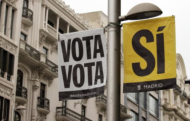 El Ayuntamiento recibe 80.000 papeletas cinco días antes de que arranquen las votaciones virtuales y presenciales