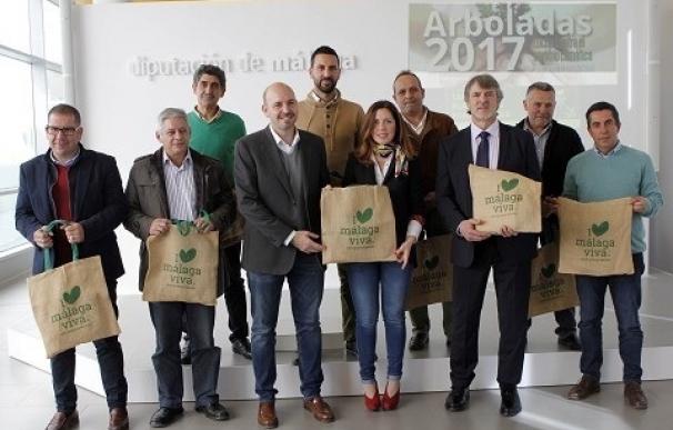 Diputación y Unicaja reanudan las plantaciones participativa para recuperar espacios degradados y zonas verdes
