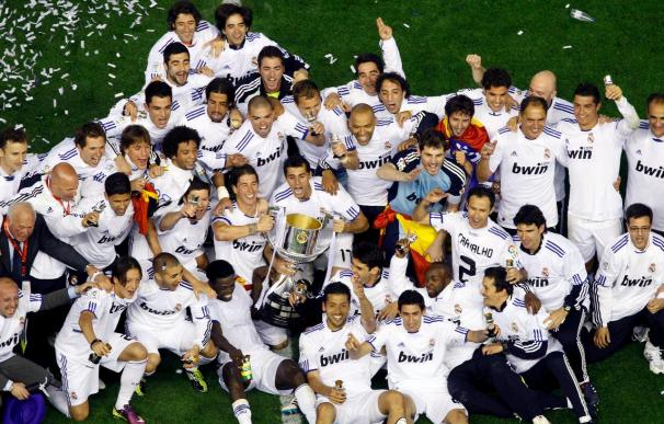 Valdano afirma que el Real Madrid es "un equipo joven, el título nos da personalidad"