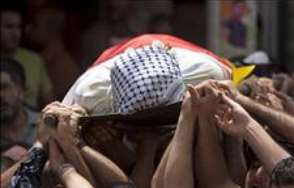El presidente Mahmud Abás condena la muerte de dos palestinos en una redada israelí en Cisjordania