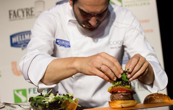 Un total de 21 restaurantes de la capital competirán en la Ruta Burguer por elaborar la mejor hamburguesa