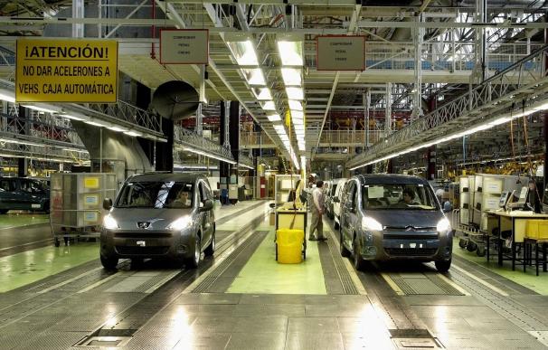 PSA Vigo anuncia a los sindicatos una bajada de actividad en el último cuatrimestre por reducción de 12.000 vehículos