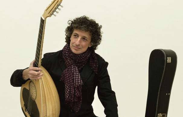 Eduard Iniesta lleva al Palau su nuevo disco 'La petita casa de mi mateix'