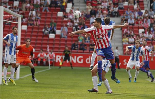 1-2. La Real prolonga la racha de derrotas del Sporting en la primera jornada