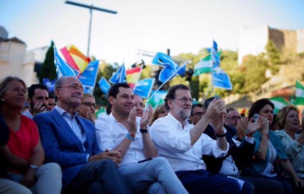 Rajoy: "La clave para ganar las elecciones a Podemos es que todo el voto moderado se una en torno al PP"