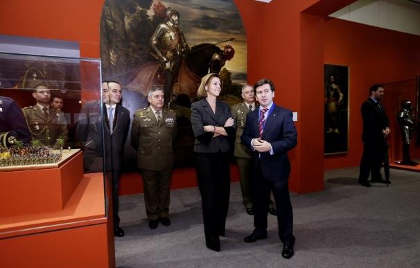María Dolores de Cospedal visita la Exposición de Cervantes en el Museo del Ejército de Toledo