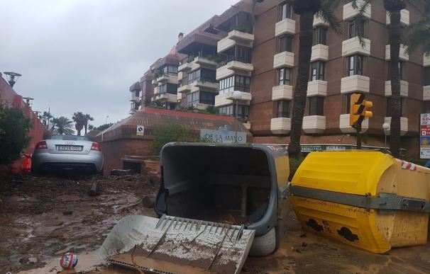 Las fuertes lluvias dejan inundaciones, socavones y numerosos desperfectos en Málaga