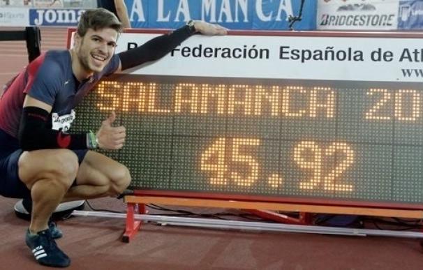 (Crónica) Óscar Husillos bate el récord de España de 400 metros en Salamanca