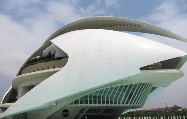 Sopranos, barítonos, bajos y contratenores de más de 30 países aspiran a ingresar en el Centre Plácido Domingo