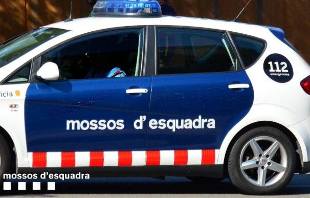 Detenido en Barcelona un atracador que usaba una pistola detonadora y fingió llevar un explosivo