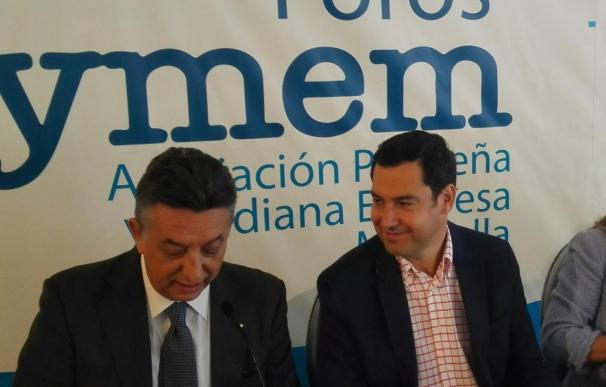 Moreno se compromete a derogar el decreto-ley del litoral y a agilizar la regulación de chiringuitos
