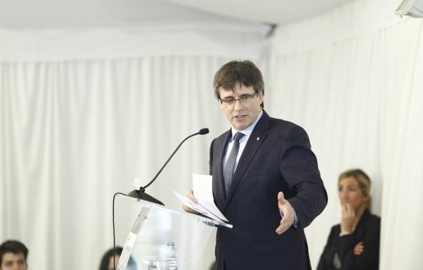 Puigdemont cree que Fernández Díaz debe renunciar a su candidatura a las elecciones