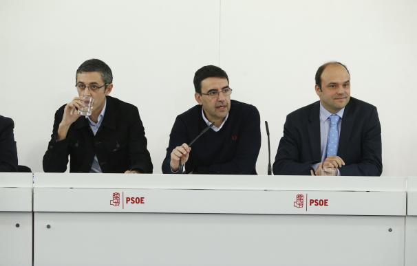 Catorce exministros socialistas trabajarán en la ponencia para el Congreso del PSOE que servirá como "guía de oposición"