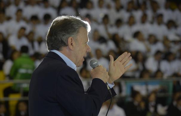 Santos subraya que la paz "comienza a ser realidad" en Colombia