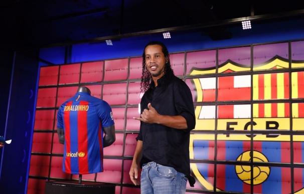 Ronaldinho: "El primer gol de Messi fue pase mío y ahí empezó el monstruo"