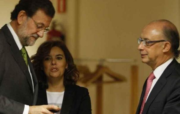 Rajoy convoca a sus 'barones' para "escenificar" la estabilidad presupuestaria