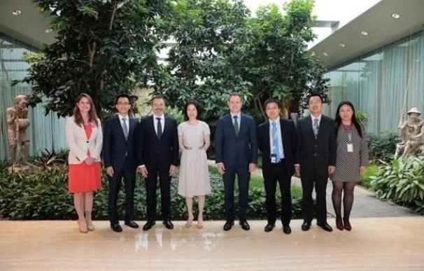 Huawei recibe en China a una delegación del Incibe