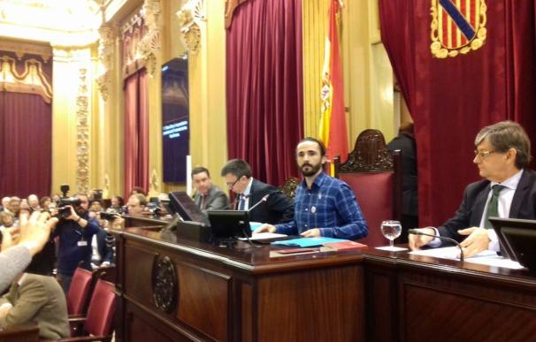 El PP pide la comparecencia en el Parlament de Picornell tras ser multado por resistirse a la autoridad