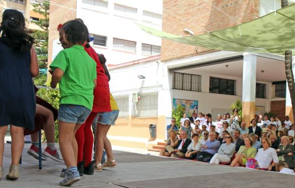 De la Calle destaca la labor del colegio Bergamín por impulsar durante 100 años la enseñanza pública