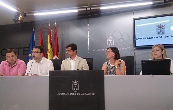 El Ayuntamiento de Albacete cambia por consenso el Reglamento de la Feria del Libro para "acabar con los privilegios"