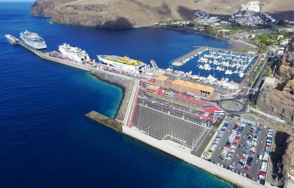 El puerto de San Sebastián de La Gomera cierra el año con 1,3 millones de pasajeros, un 6,6% más